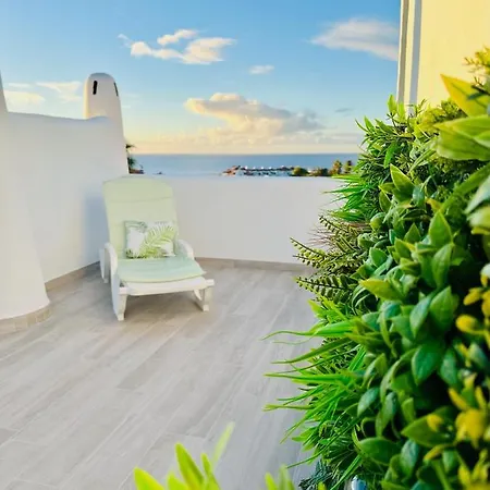 Fantastic Sea And Golf Course View House With 3 Bedrooms 4* サンミゲル・デ・アボナ