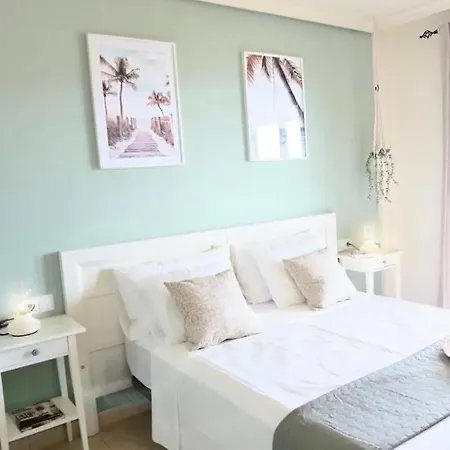 Fantastic Sea And Golf Course View House With 3 Bedrooms 4* サンミゲル・デ・アボナ