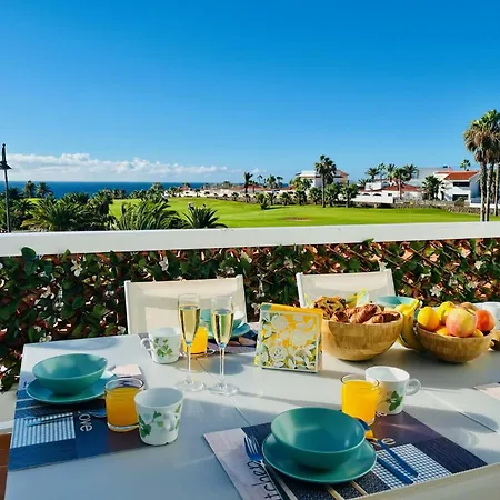 Lägenhetshotell Fantastic Sea And Golf Course View House With 3 Bedrooms 4*