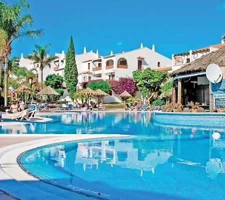 Hotel apartamentowy Fantastic Sea And Golf Course View House With 3 Bedrooms San Miguel de Abona