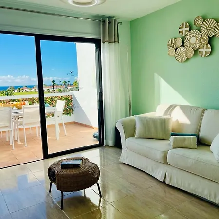 Fantastic Sea And Golf Course View House With 3 Bedrooms Lägenhetshotell San Miguel de Abona
