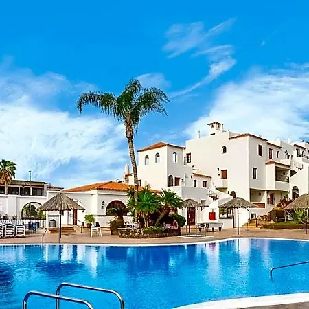 アパートホテル Fantastic Sea And Golf Course View House With 3 Bedrooms サンミゲル・デ・アボナ