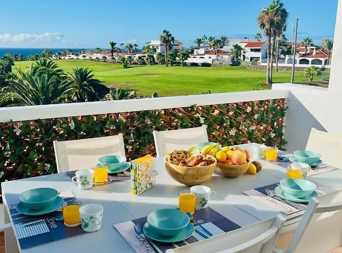 Fantastic Sea And Golf Course View House With 3 Bedrooms アパートホテル