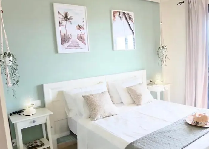 Fantastic Sea And Golf Course View House With 3 Bedrooms 4* サンミゲル・デ・アボナ