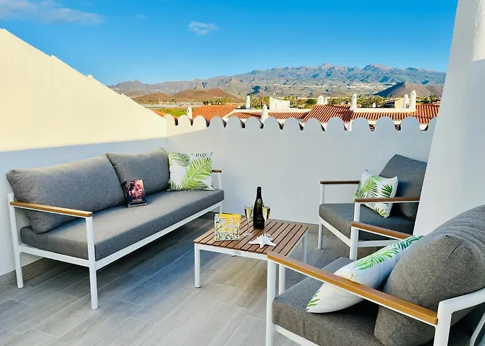 Fantastic Sea And Golf Course View House With 3 Bedrooms Aparthotel San Miguel de Abona