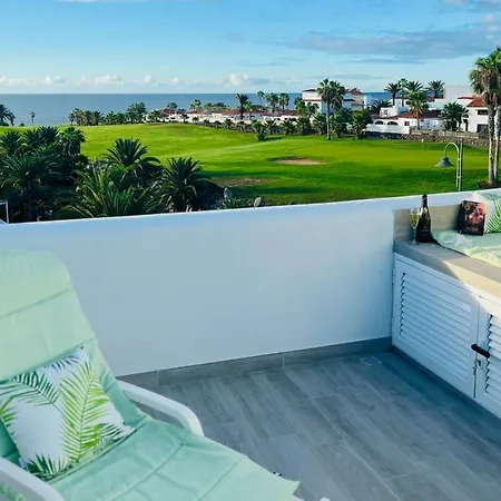 Fantastic Sea And Golf Course View House With 3 Bedrooms 아파트호텔